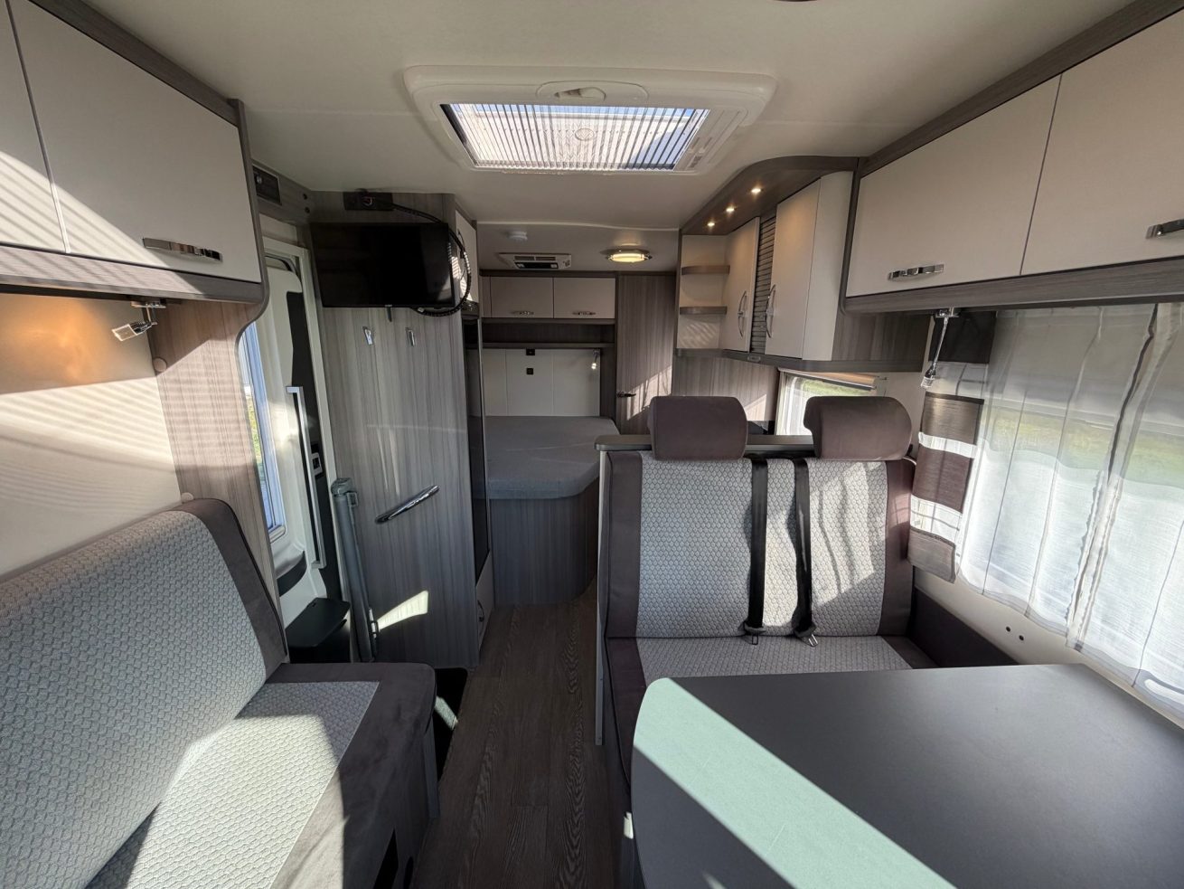 Hobby Optima On Tour T70F (18)