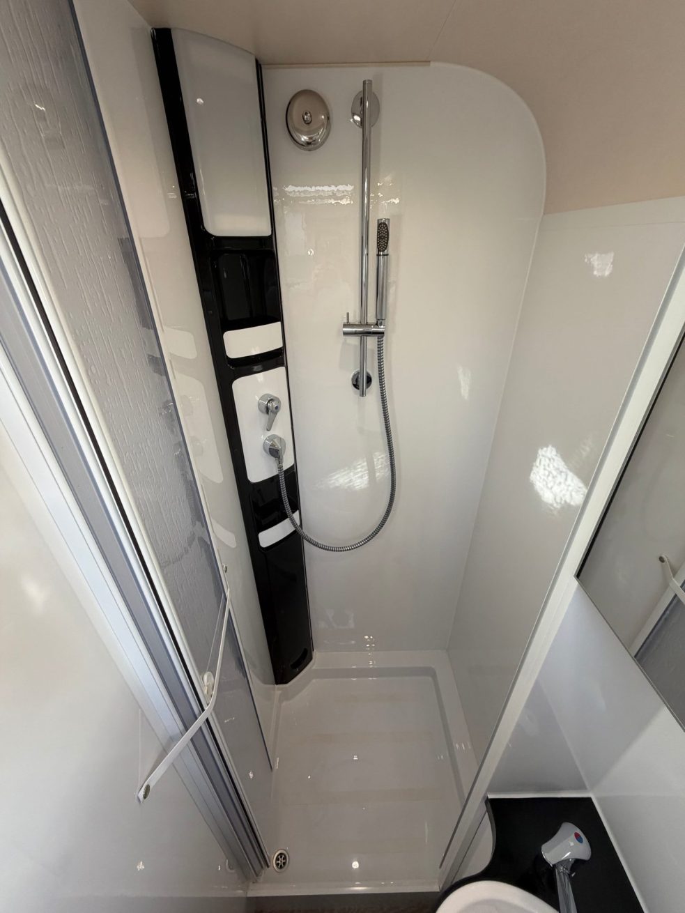 Hobby Optima On Tour T70F (27)