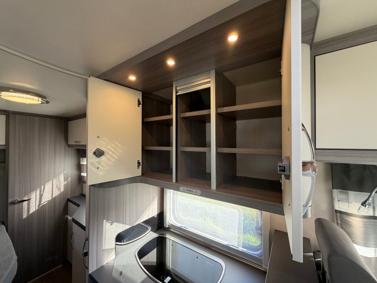 Hobby Optima On Tour T70F (29)