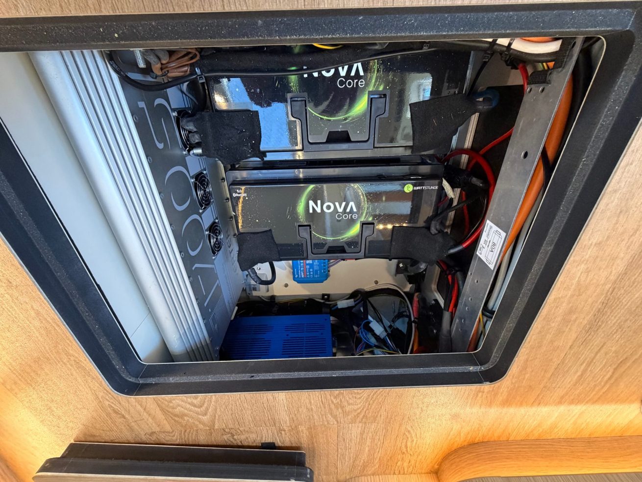 Hymer B-MC I 600 Whiteline (11)