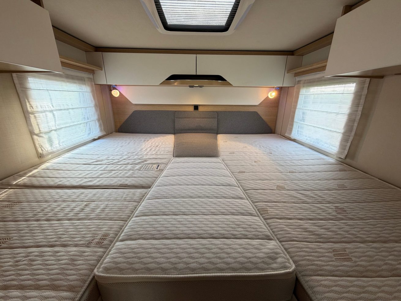 Hymer B-MC I 600 Whiteline (19)