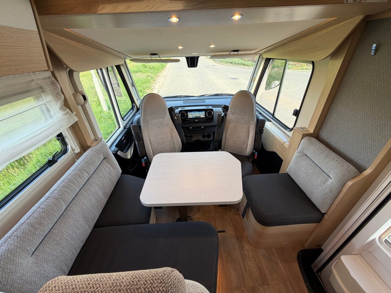 Hymer B-MC I 600 Whiteline (22)