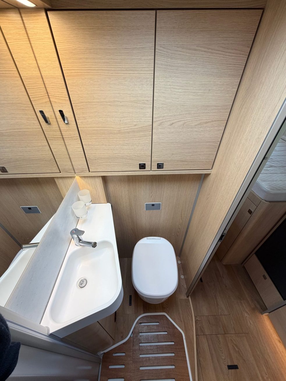 Hymer B-MC I 600 Whiteline (6)