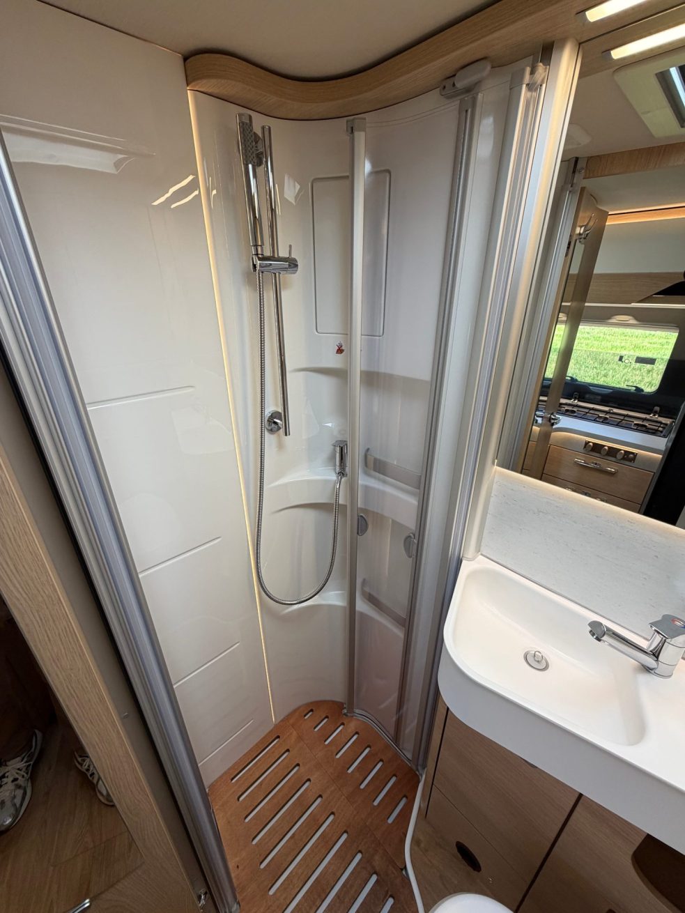 Hymer B-MC I 600 Whiteline (7)