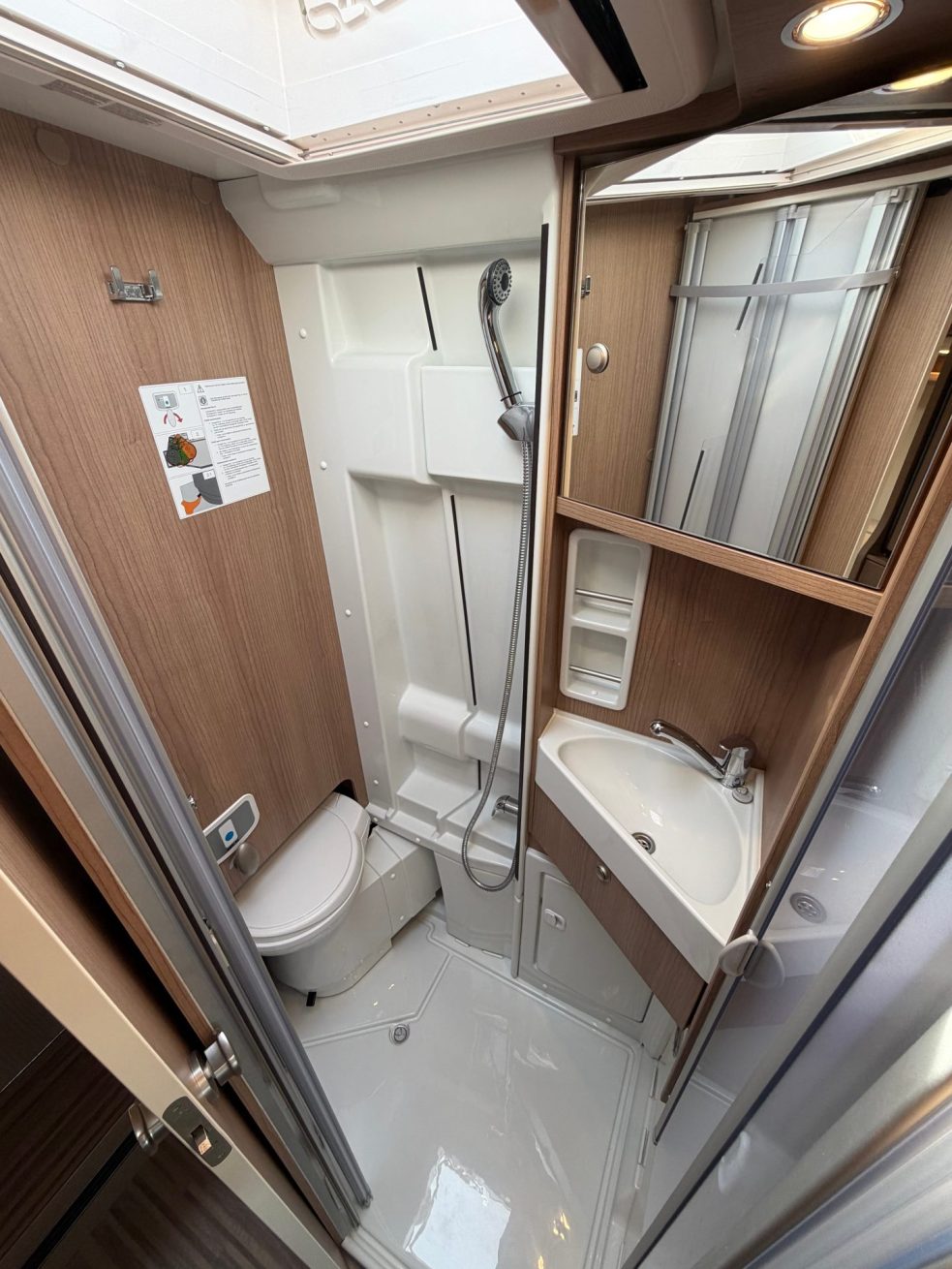 Malibu 640 Coupe LE (12)