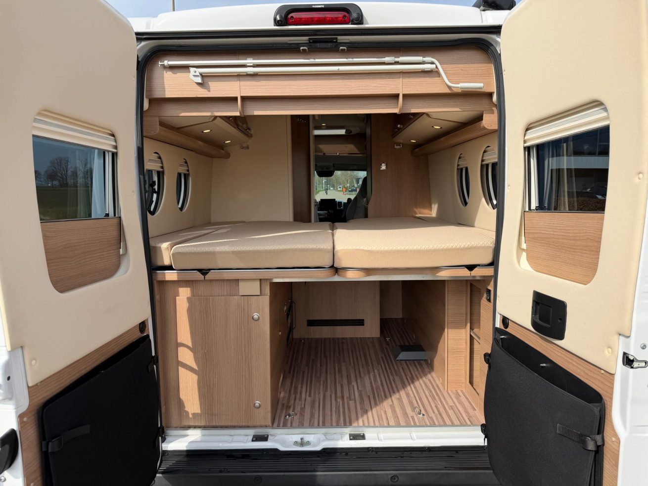 Malibu 640 Coupe LE (18)