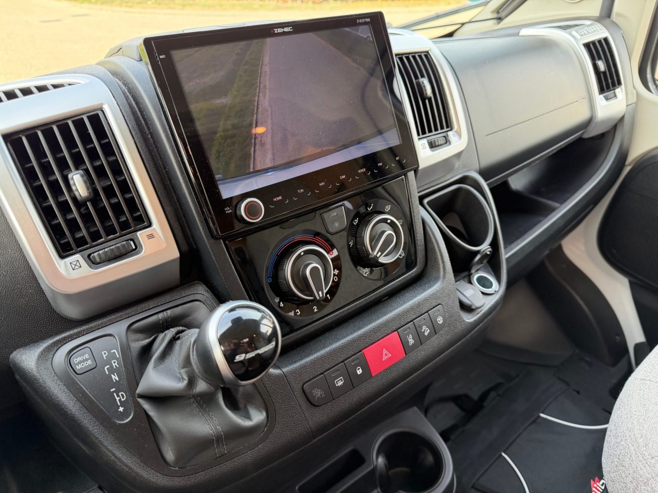 Malibu 640 Coupe LE (22)