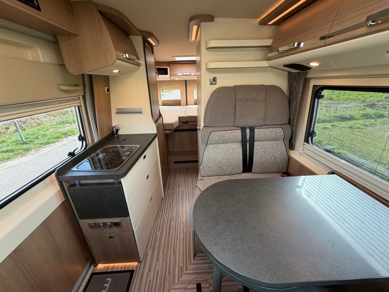 Malibu 640 Coupe LE (3)