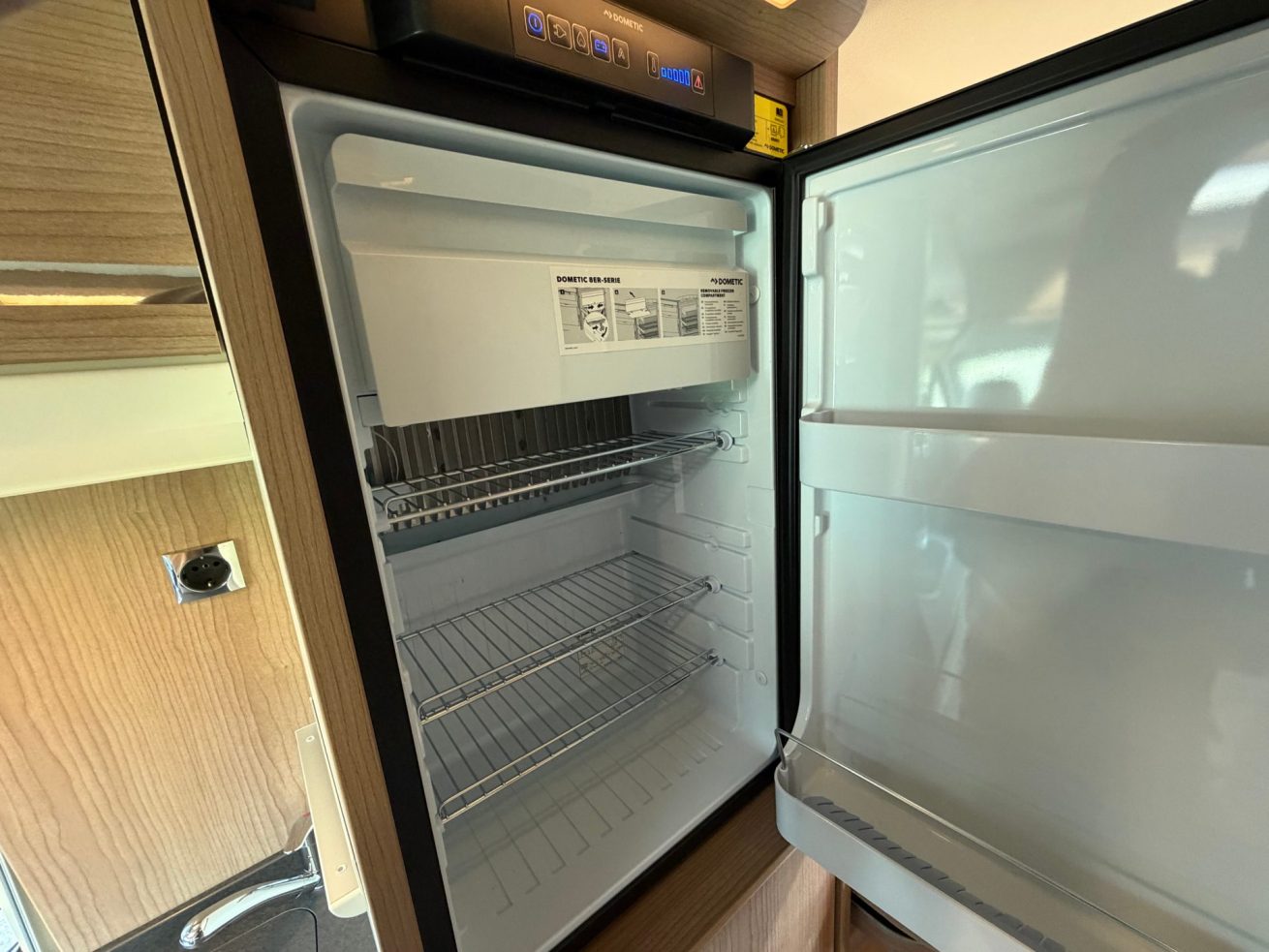 Malibu 640 Coupe LE (9)