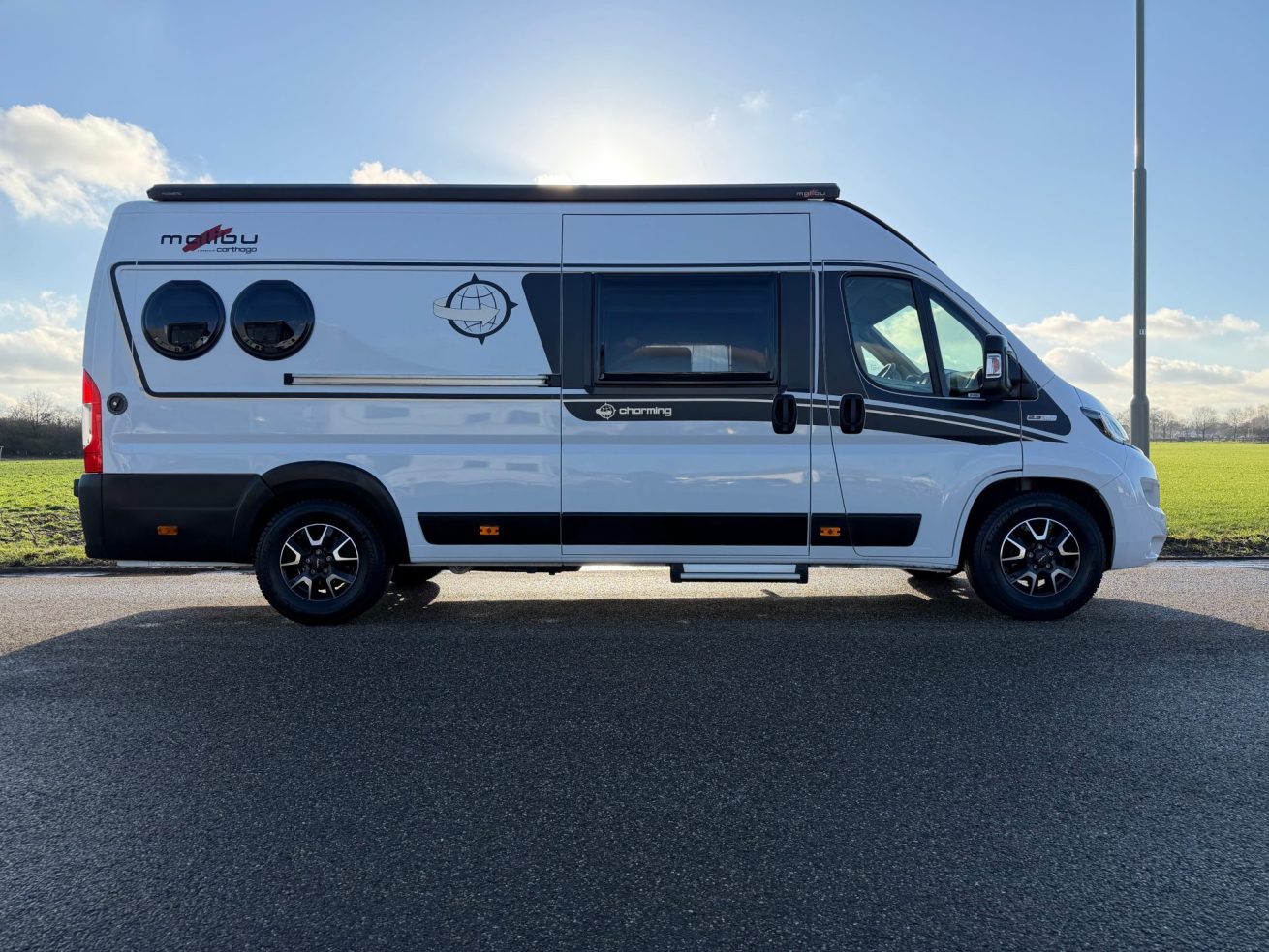 Malibu Charming GT Skyview 640 LE RB (1)