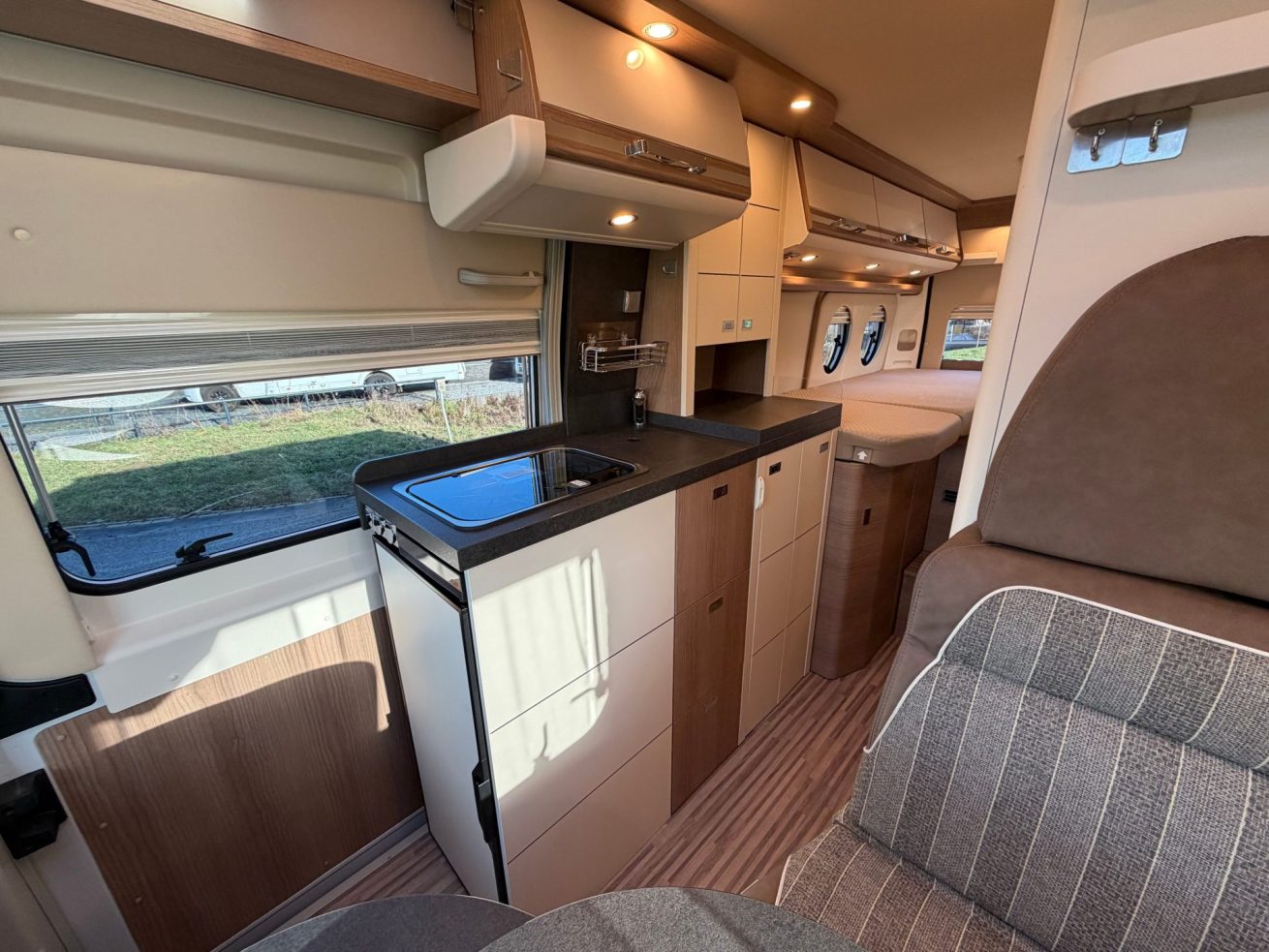 Malibu Charming GT Skyview 640 LE RB (15)