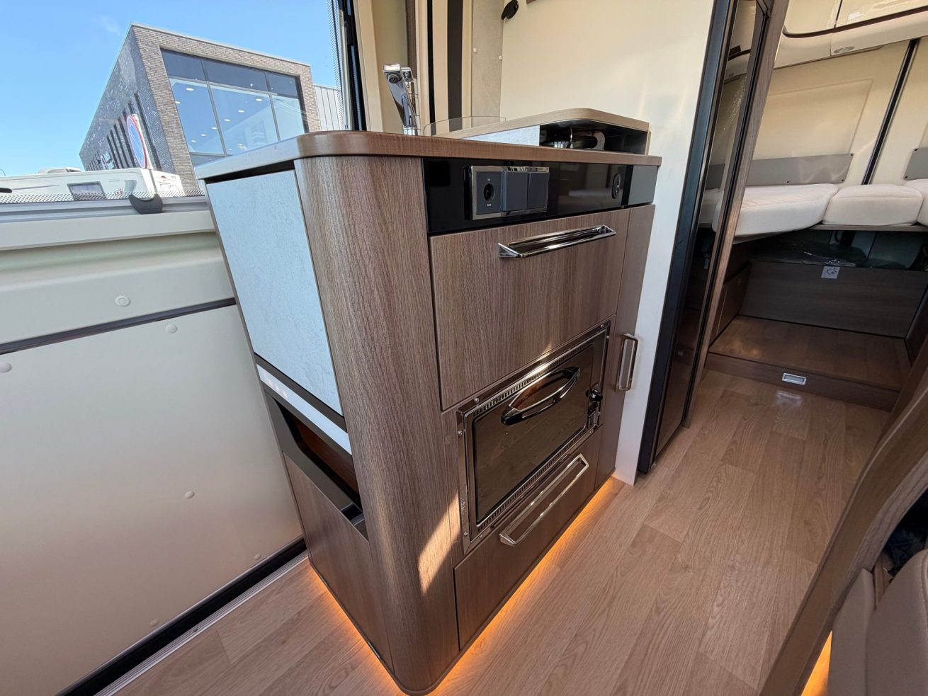 Rapido Dreamer D68 (17)