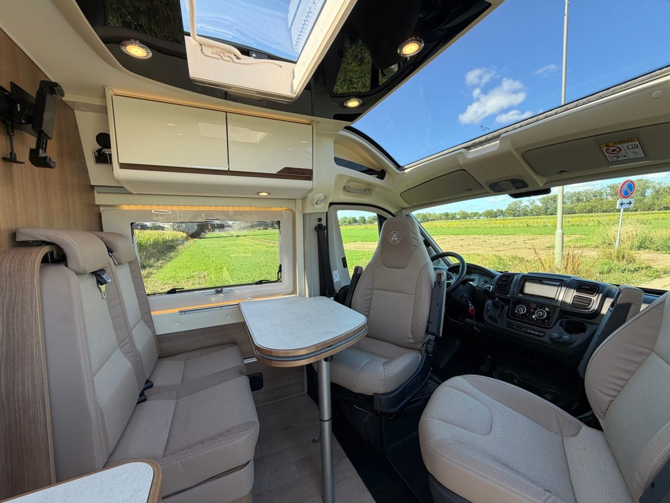 Rapido Dreamer D68 (27)