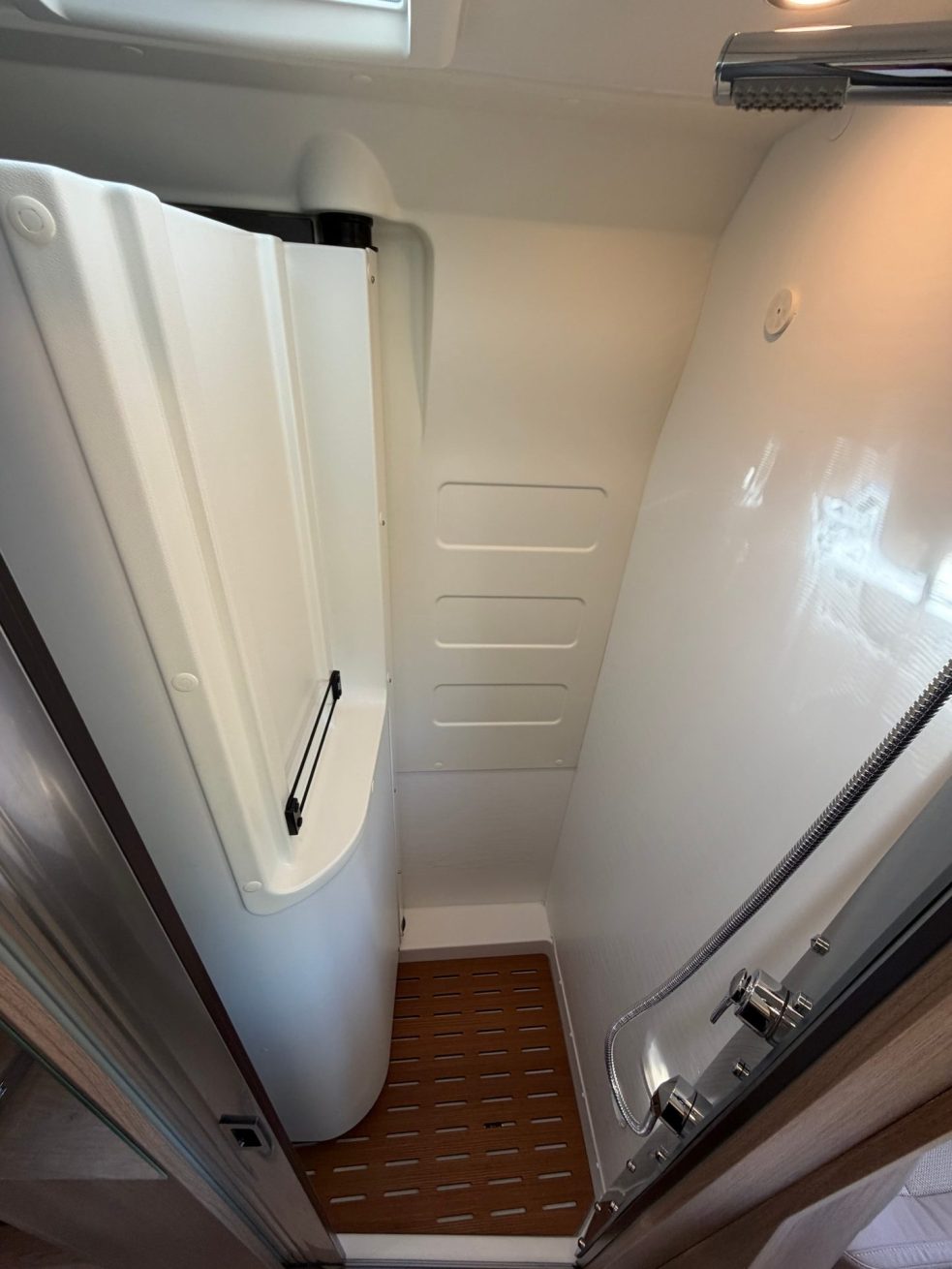 Rapido Dreamer D68 (8)