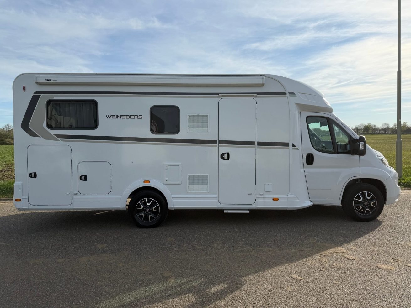 Weinsberg CaraSuite 700 ME (16)