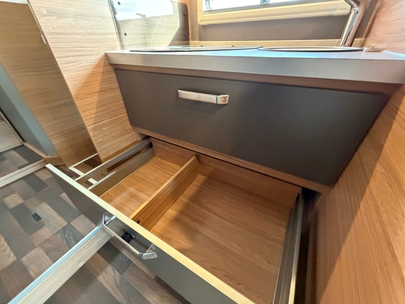 Weinsberg CaraSuite 700 ME (5)