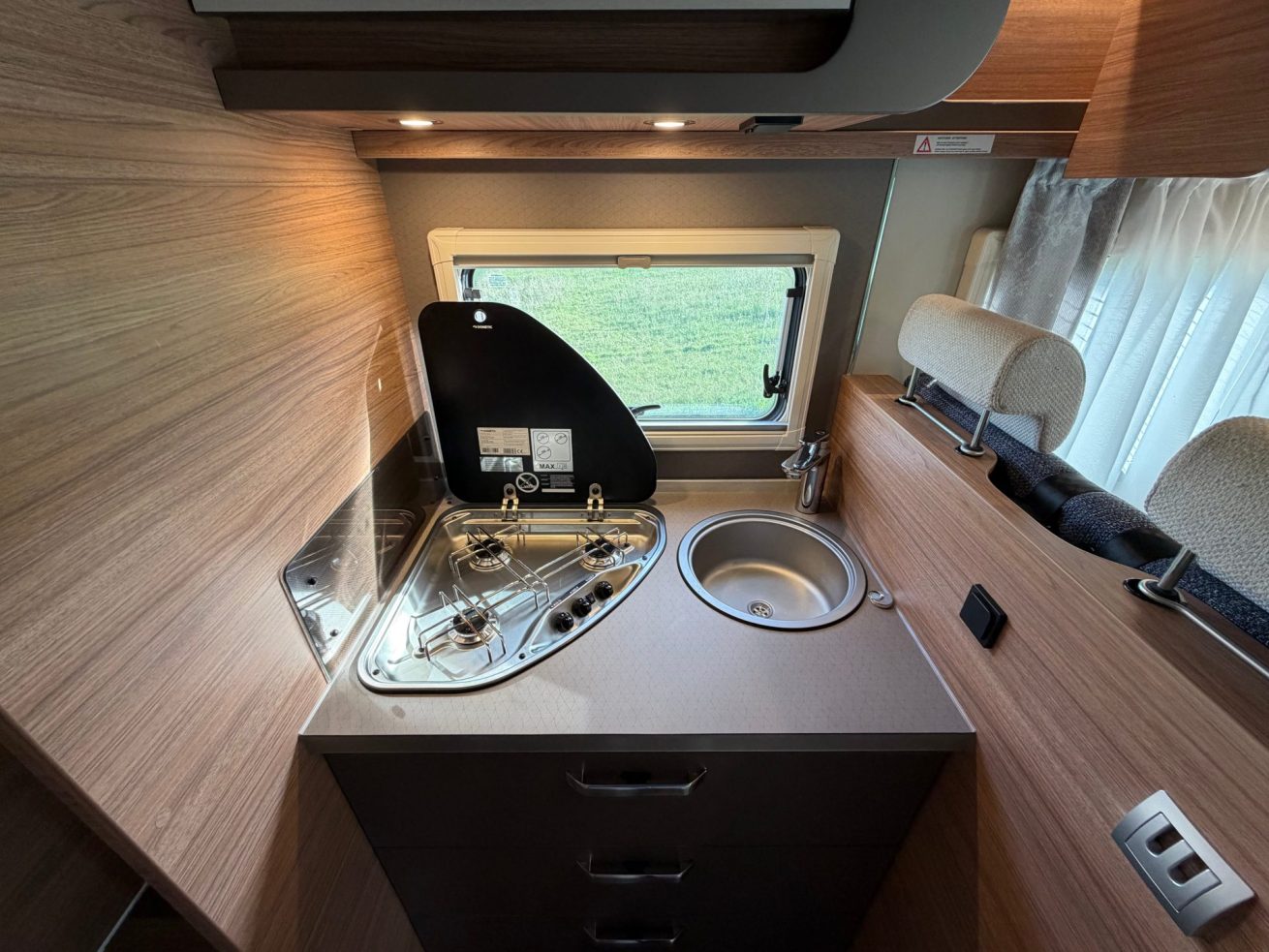 Weinsberg CaraSuite 700 ME (6)